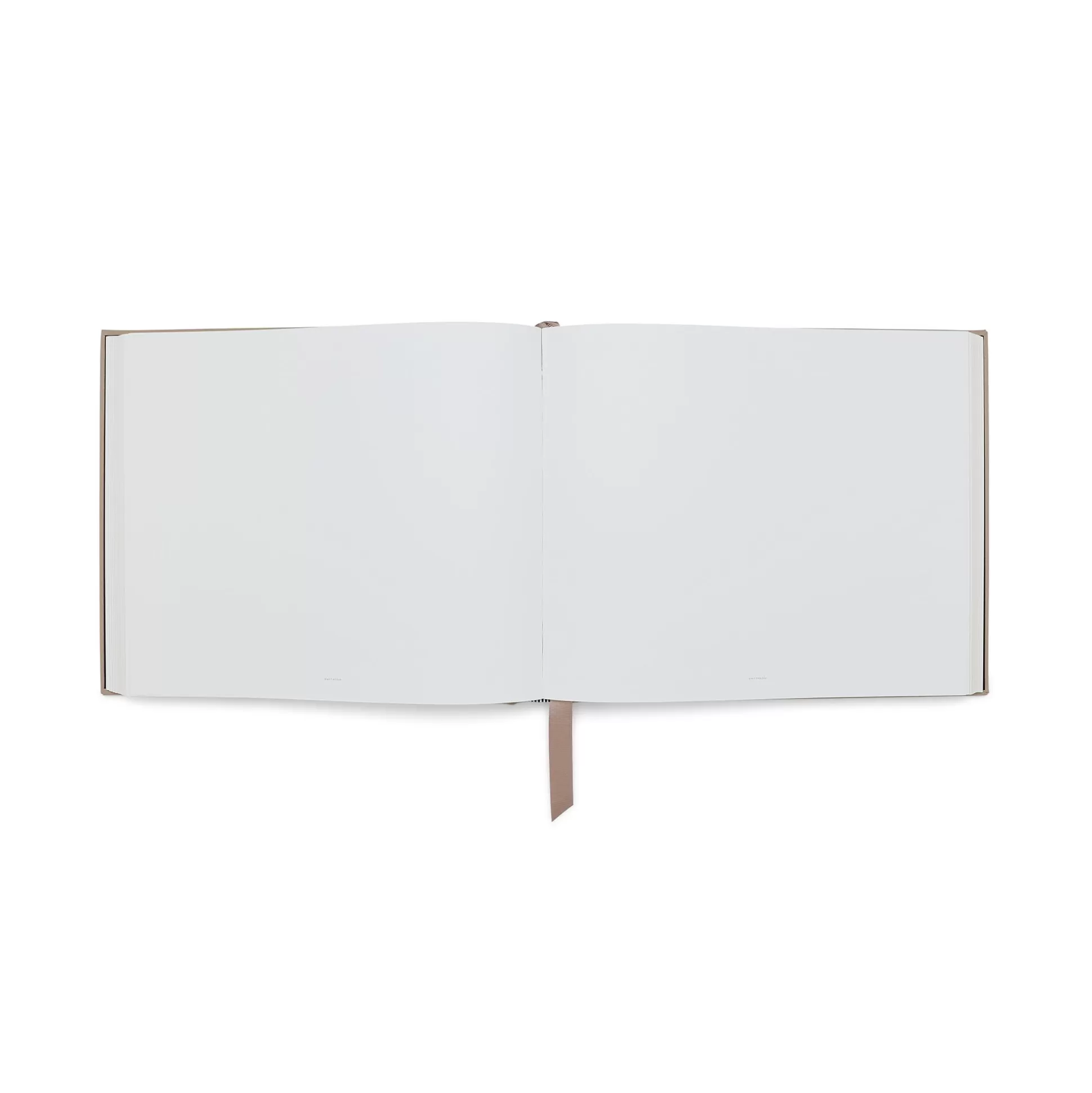 Smythson Lifestyle Books^Large Visitors Book In Panama